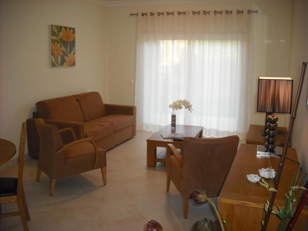 Oasis Parque Country Club Hotel Portimão Room photo