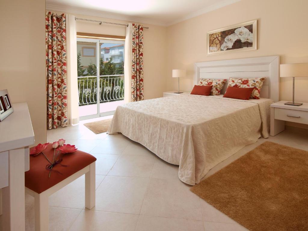 Oasis Parque Country Club Hotel Portimão Room photo