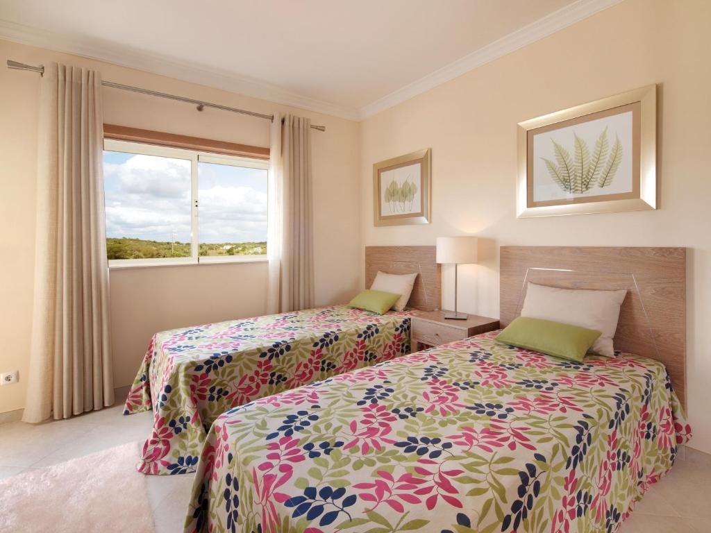 Oasis Parque Country Club Hotel Portimão Room photo