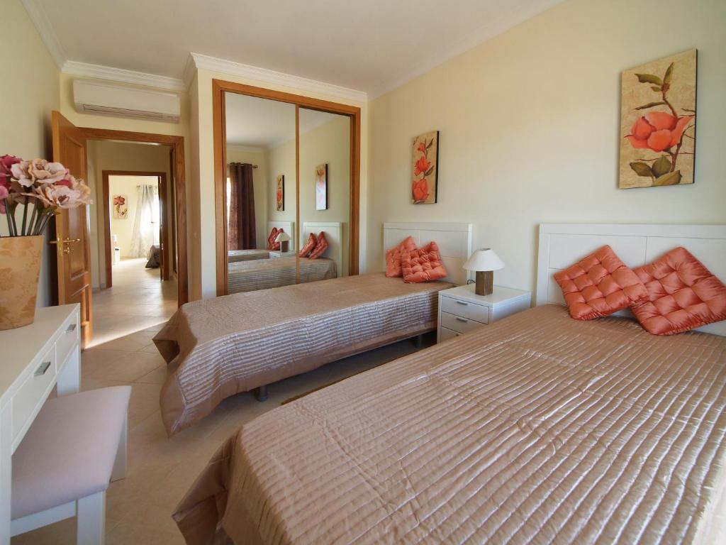 Oasis Parque Country Club Hotel Portimão Room photo